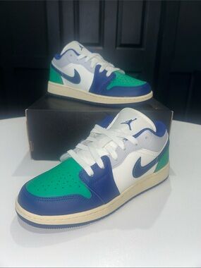 Jordan 1 Low GS “Rare Air” Women’s Size 7
